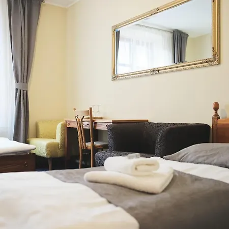 Napoleon Hotel Slavkov u Brna