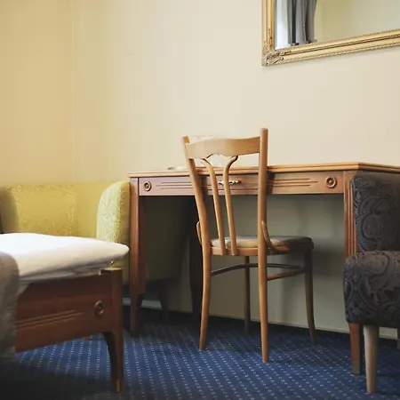 Hotel Napoleon 3*